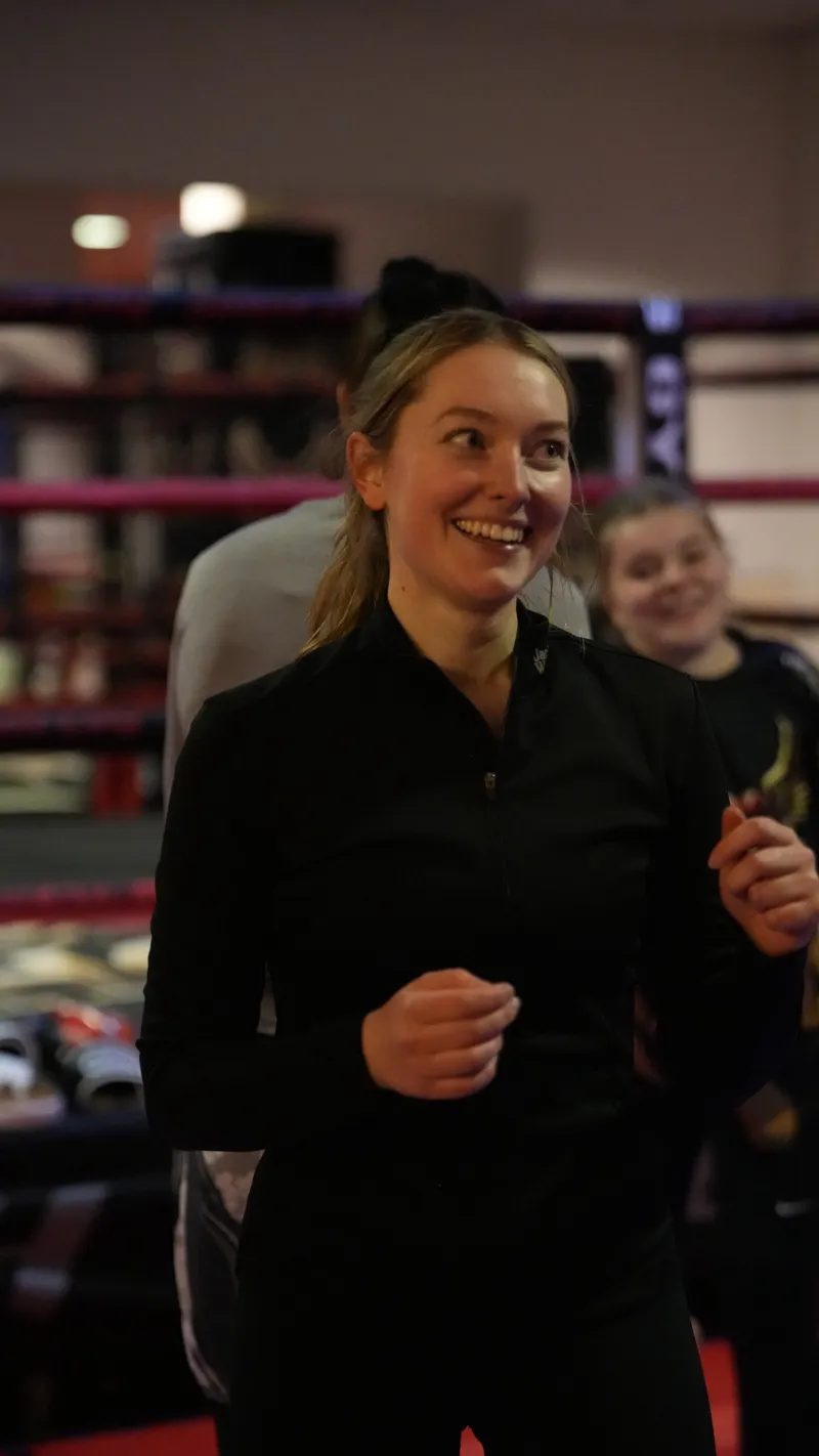 Frauen Boxen und Kickboxen Training im Horus Gym